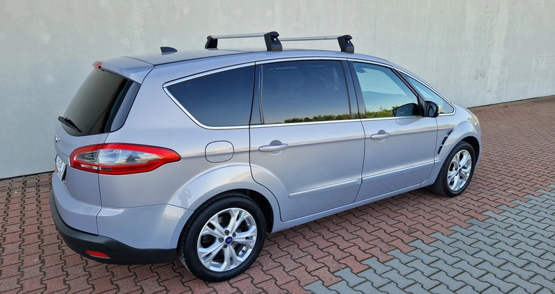 Ford S-Max cena 35900 przebieg: 228000, rok produkcji 2011 z Gniezno małe 211